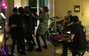 visuel Et vous, monterez-vous sur scène avec nos musiciens ? Sandoz, 50 participants